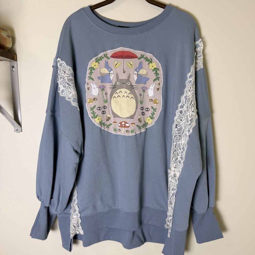 Blue Oversized Sweatshirt Raw Seam Crewneck Size L Whimsical Lace Fun Mushroom